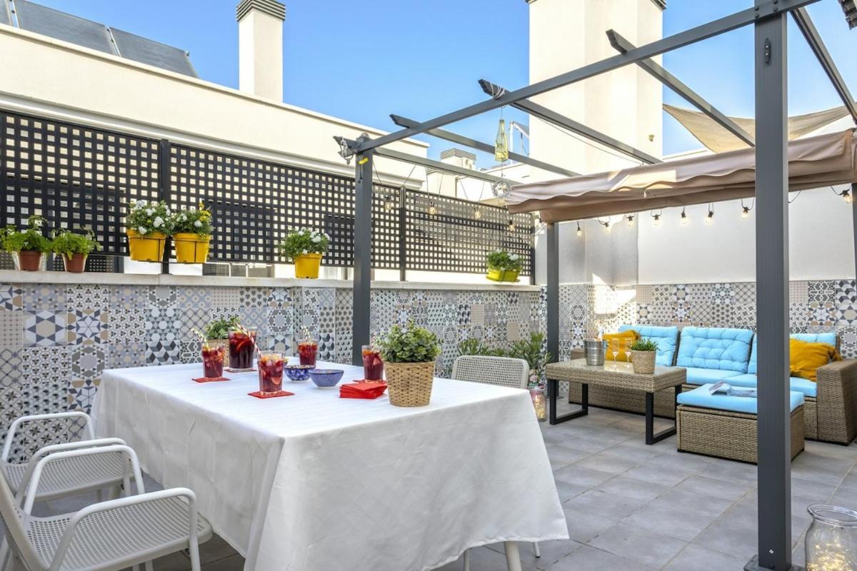 -Malagasunapts- Privateterrace Freeparking Pool Buitenkant foto