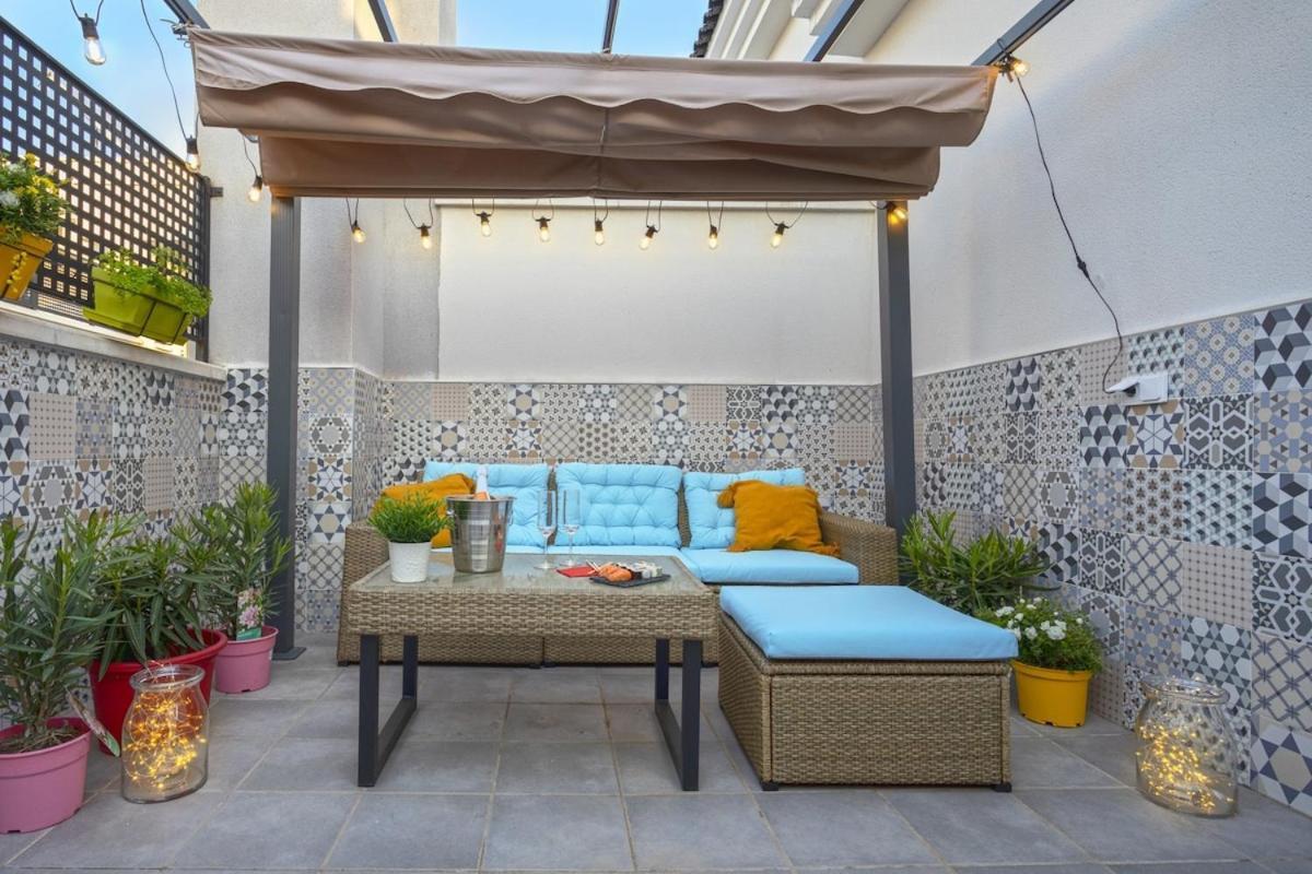 -Malagasunapts- Privateterrace Freeparking Pool Buitenkant foto
