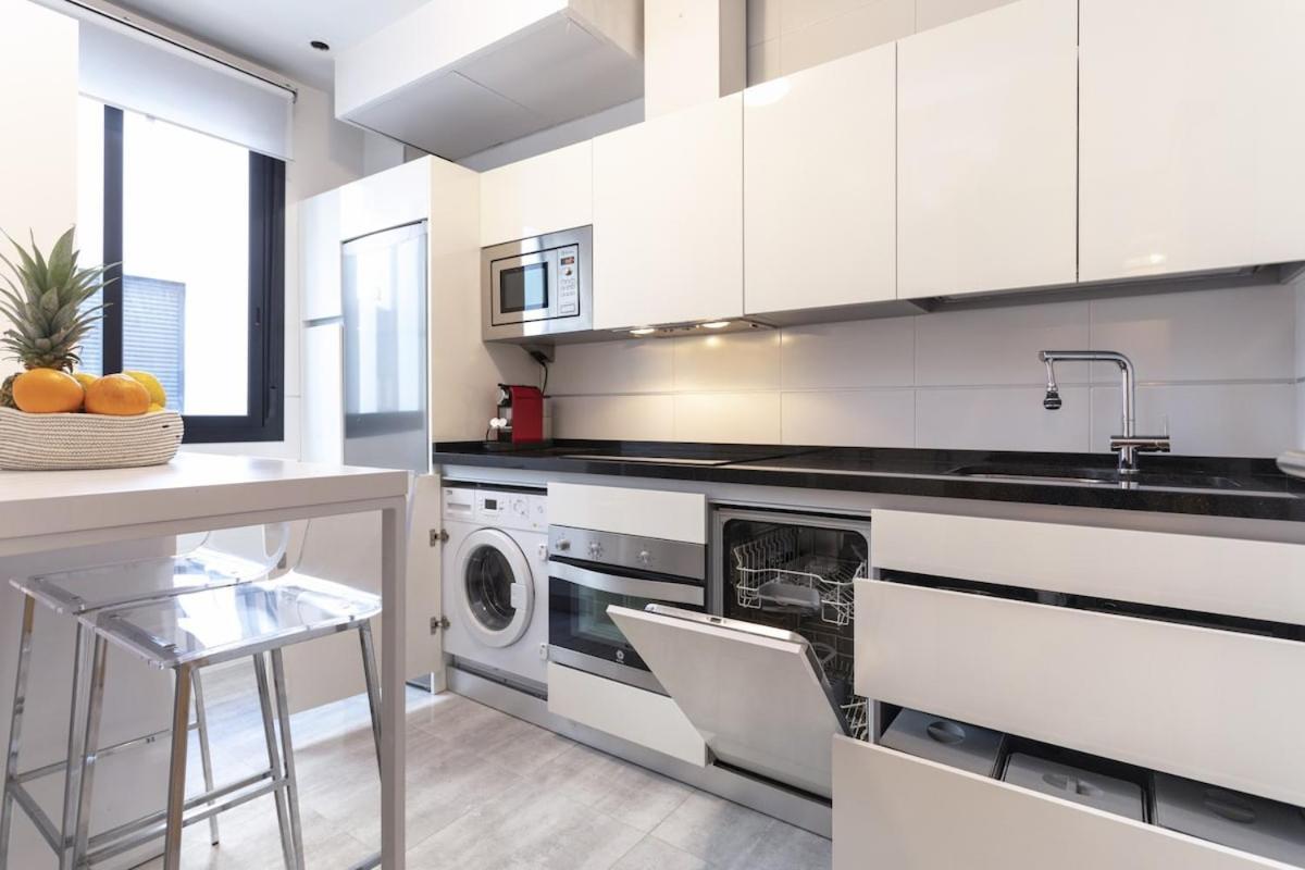 -Malagasunapts- Privateterrace Freeparking Pool Buitenkant foto